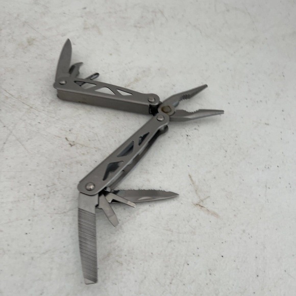 Sheffield 12-IN-1 MULTI TOOL - Pliers, Screwdriver, Knife & More - Picture 10 of 11